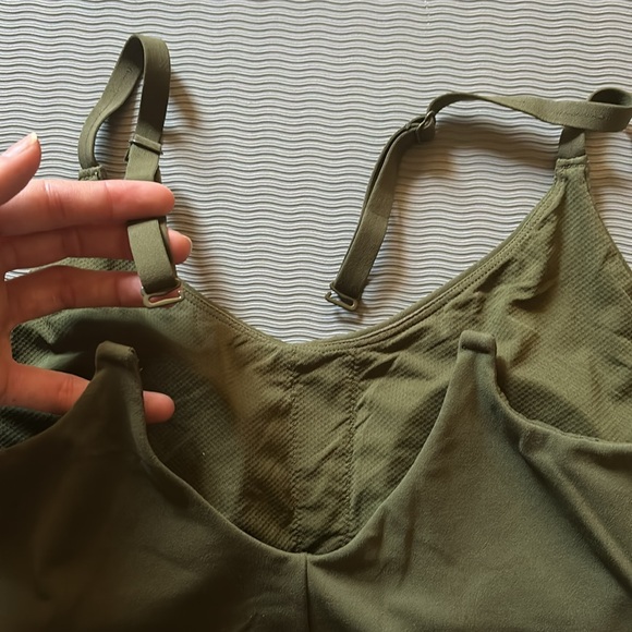 Athleta Crop Tank Sports Bra M Green - Picture 5 of 6